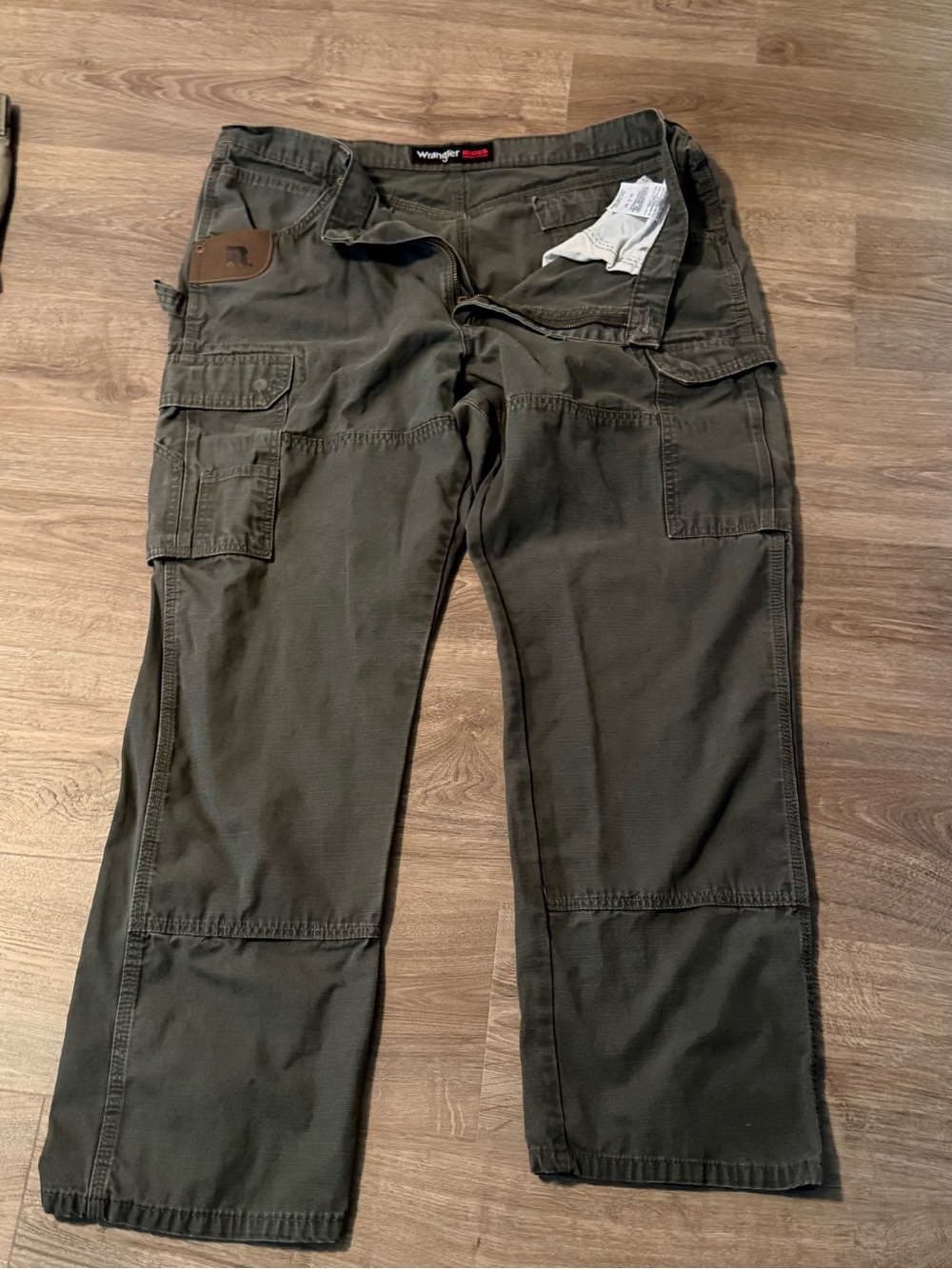 Wrangler Olive Cargo Work Pants - Dark Olive Green